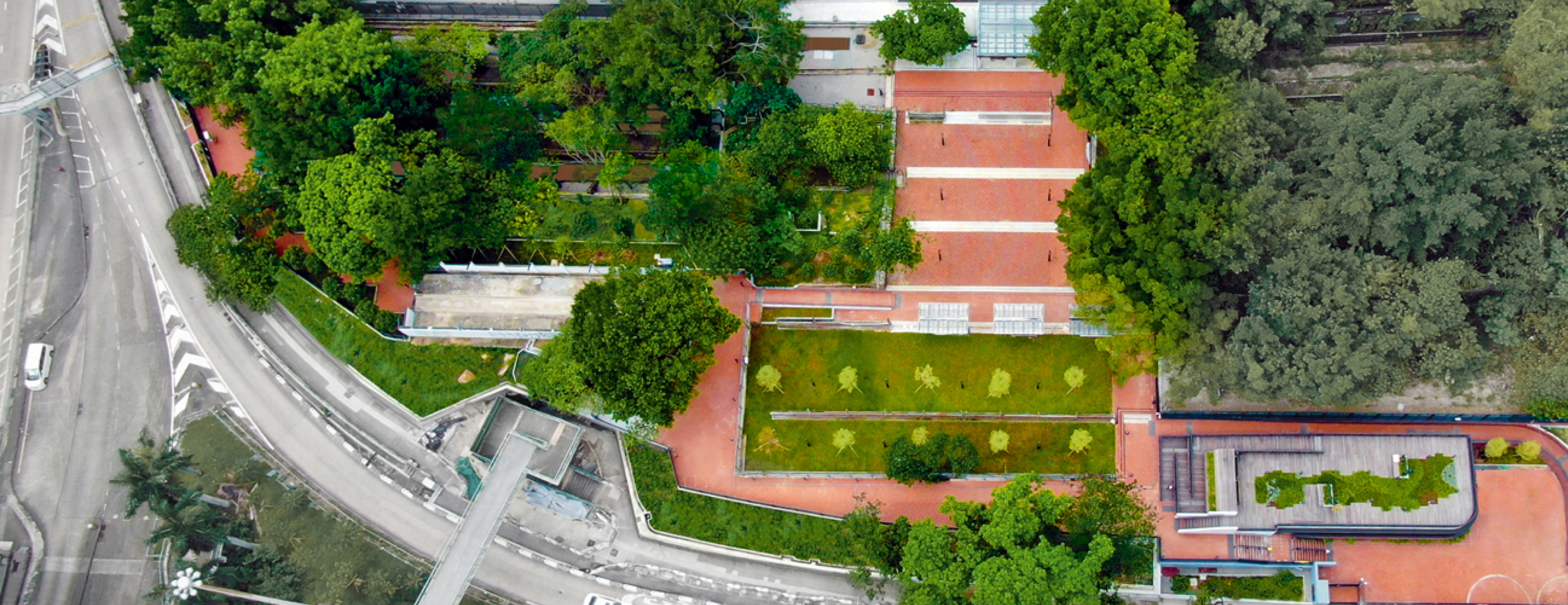 CONSTRUCTING A GREEN COMMUNITY