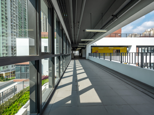 Maximising the use of natural daylight to reduce artificial lighting