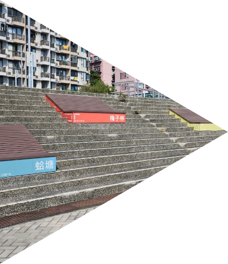 煥然一新的海濱，為露天市集攤位增添休閒氣息；停車場、洗手間和座椅等設施，有助提升遊人體驗。