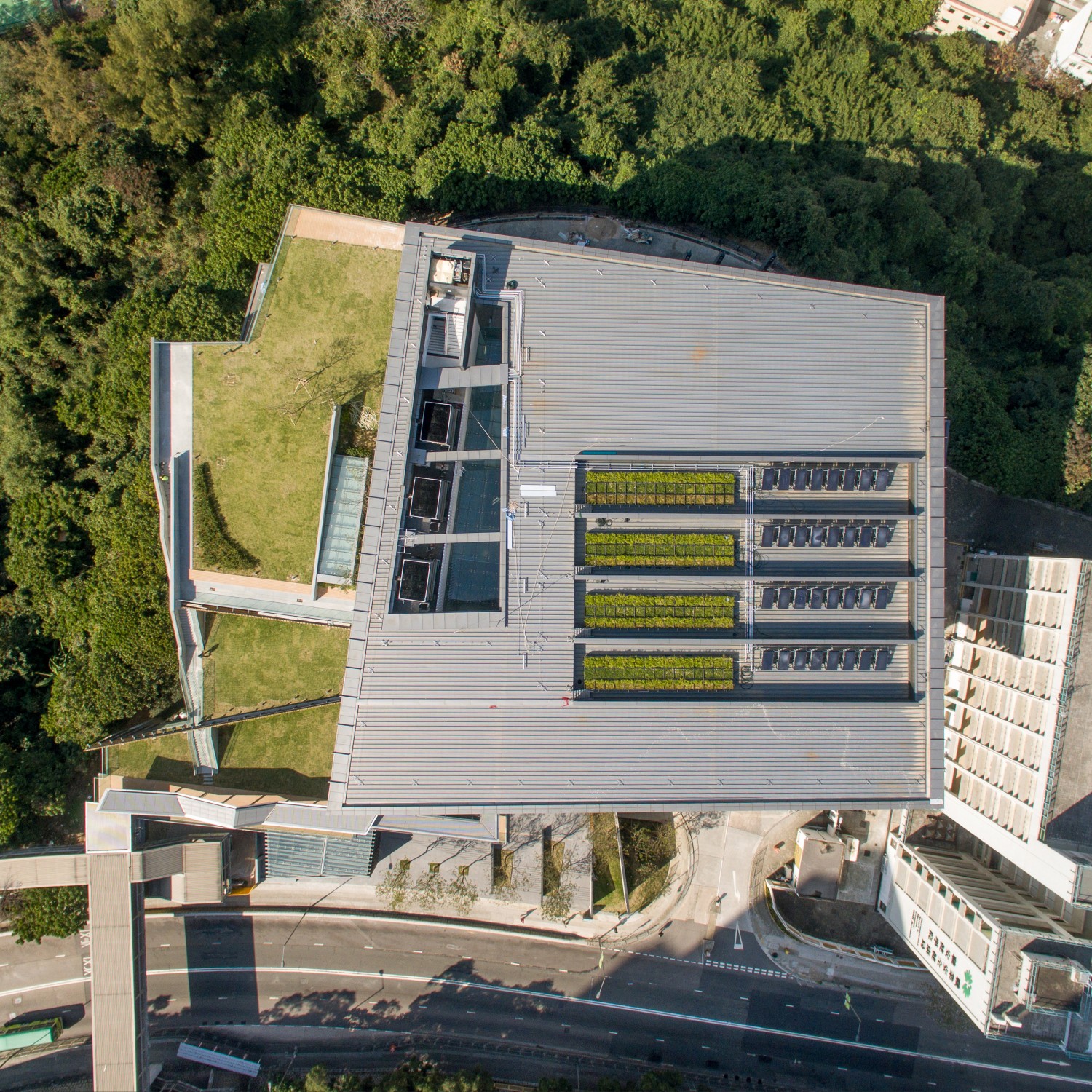 Tsing Yi Southwest Leisure Building